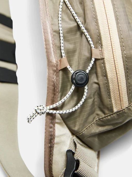 Peak Performance Trail Hip Bag 2,7L Avid Beige