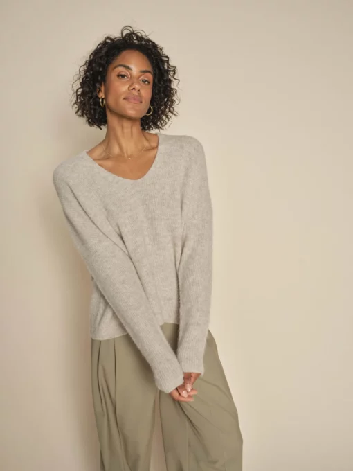 Mos Mosh Thora V-Neck Knit Feather Gray