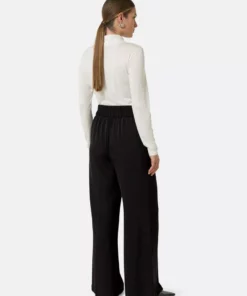 Comma, Wide Leg Trousers Black