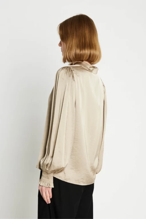 Rue de Femme Cadence Shirt Oyster Gray