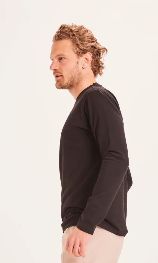 Knowledge Cotton Apparel Viggo Badge Long Sleeve Black Jet