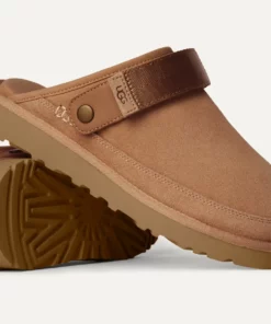 UGG Men's Goldencoast Clog II Chestnut