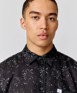 Makia Pasture Shirt
