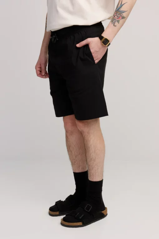 Makia Kasper Shorts Black