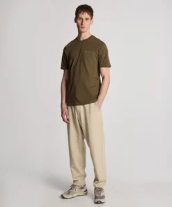Lyle & Scott Pocket T-Shirt Cement