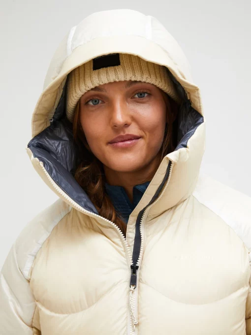 Peak Performance Helium Diamond Fuse Down Jacket Women Sandfog/Moiuntain Mist